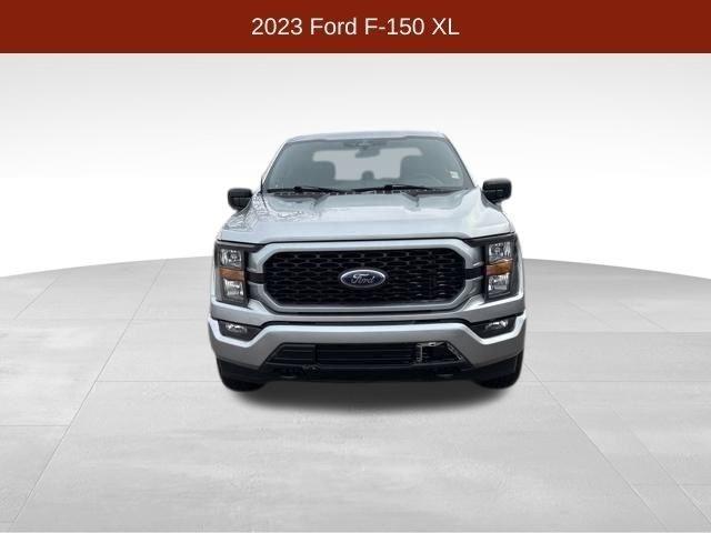 Ford F-150 XL SuperCrew 4WD 2023
