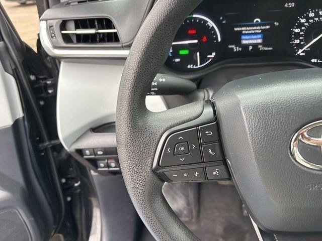 Toyota Sienna LE 8 Passenger 2025