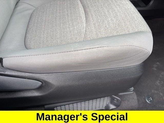 Toyota Sienna LE 8 Passenger 2025