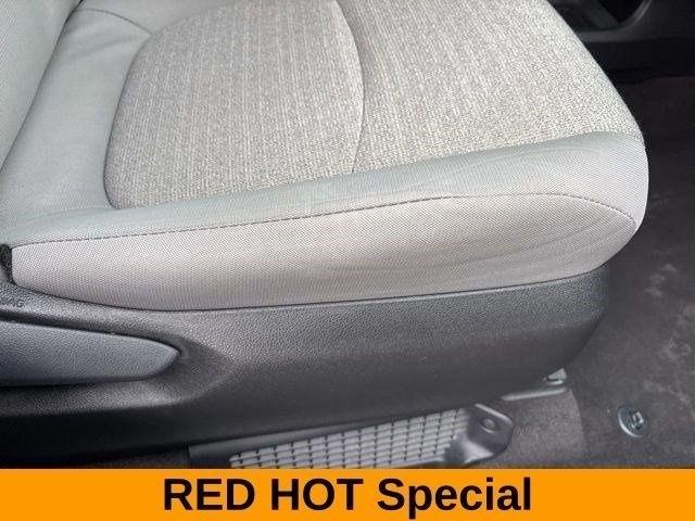 Toyota Sienna LE 8 Passenger 2025