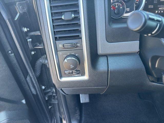 RAM 1500 Big Horn Crew Cab 4WD 2018