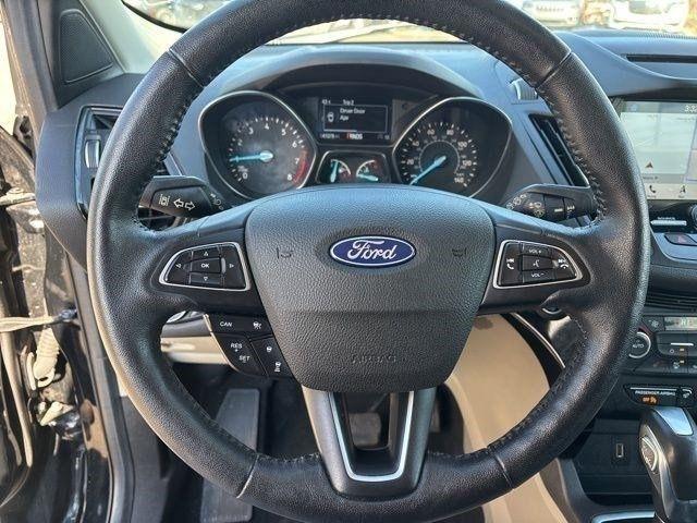 Ford Escape Titanium 4WD 2018