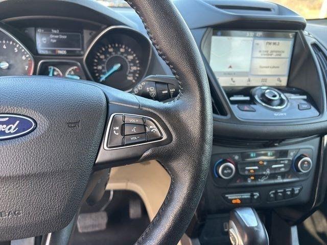 Ford Escape Titanium 4WD 2018