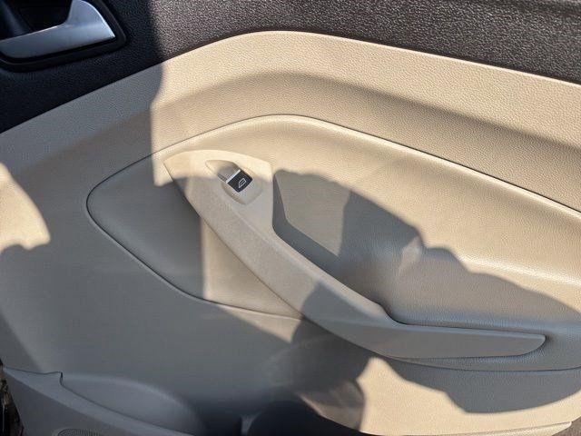 Ford Escape Titanium 4WD 2018