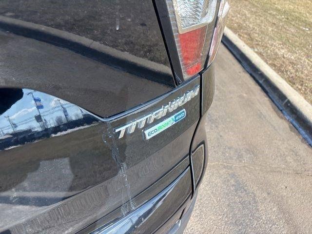 Ford Escape Titanium 4WD 2018