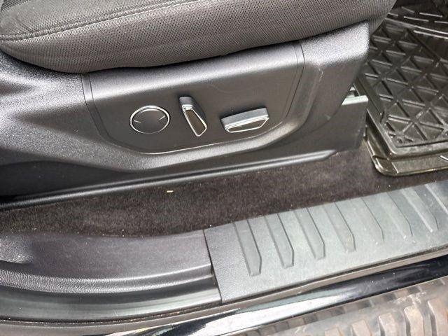 Ford F-150 XLT SuperCrew 4WD 2018