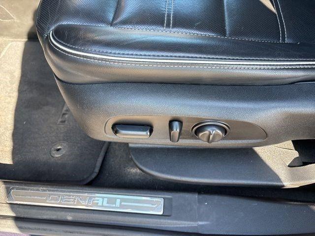 GMC Acadia Denali AWD 2018