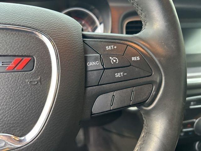 Dodge Charger SE 2016