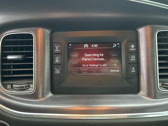 Dodge Charger SE 2016