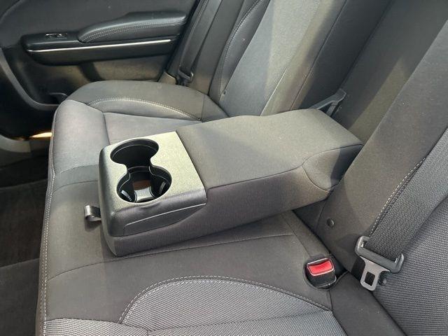 Dodge Charger SE 2016