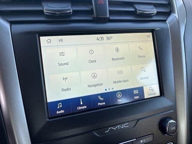 Ford Fusion Hybrid SE 2020