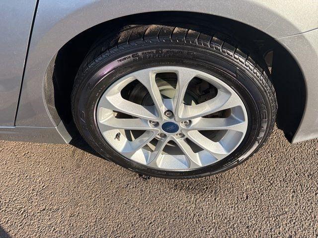 Ford Fusion Hybrid SE 2020