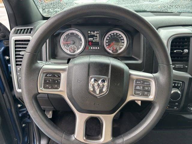 RAM 1500 SLT Quad Cab 4WD 2021