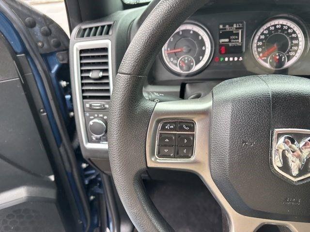 RAM 1500 SLT Quad Cab 4WD 2021