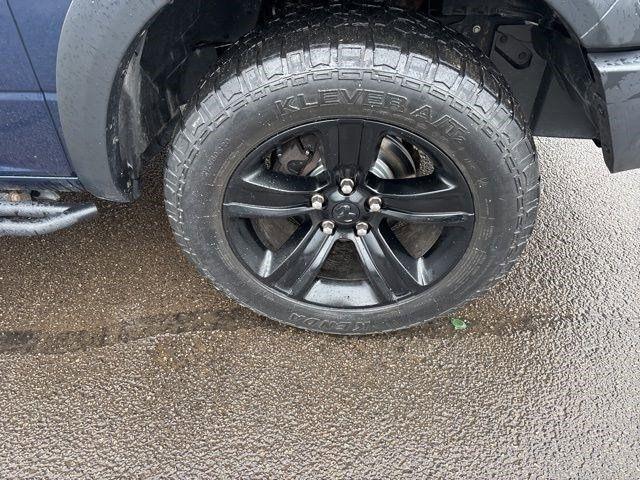 RAM 1500 SLT Quad Cab 4WD 2021