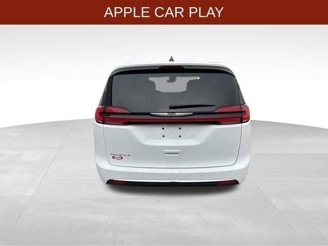 Chrysler Pacifica Select 2025