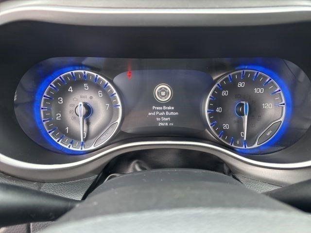 Chrysler Pacifica Select 2025