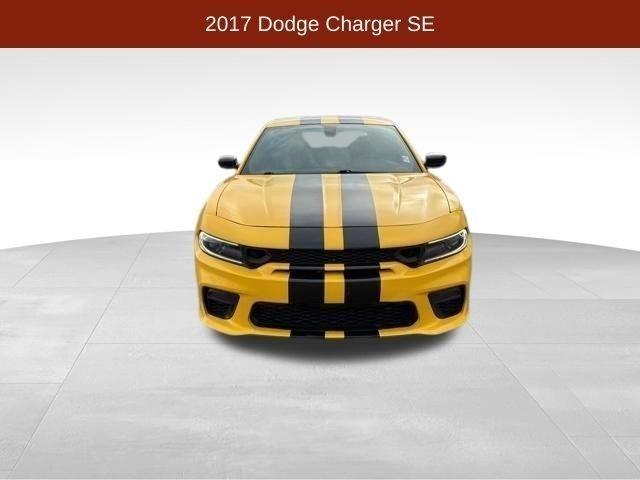 Dodge Charger SE 2017