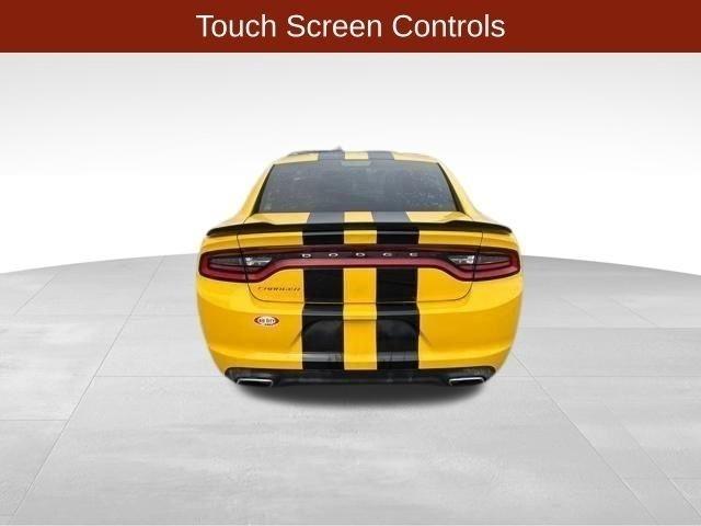 Dodge Charger SE 2017