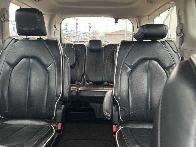 Chrysler Pacifica Limited 2023