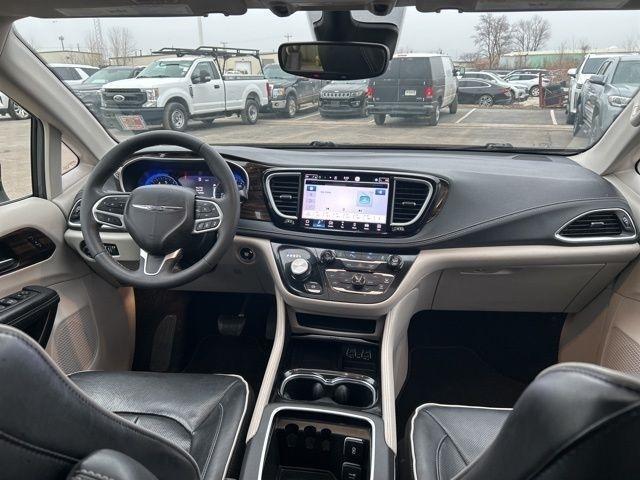 Chrysler Pacifica Limited 2023