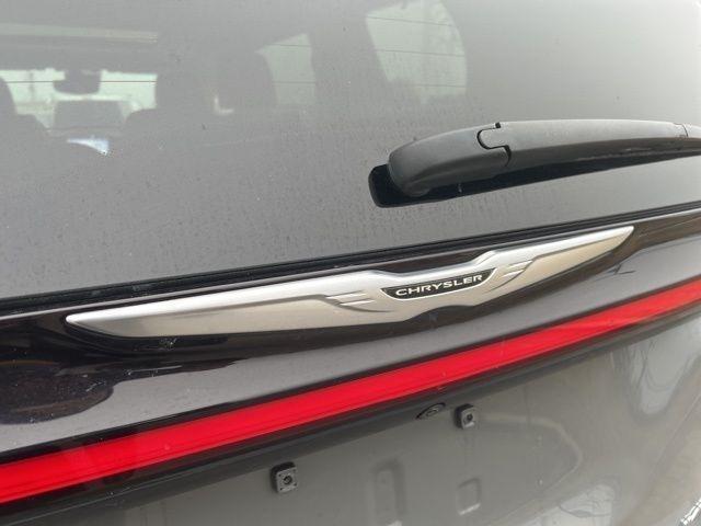 Chrysler Pacifica Limited 2023