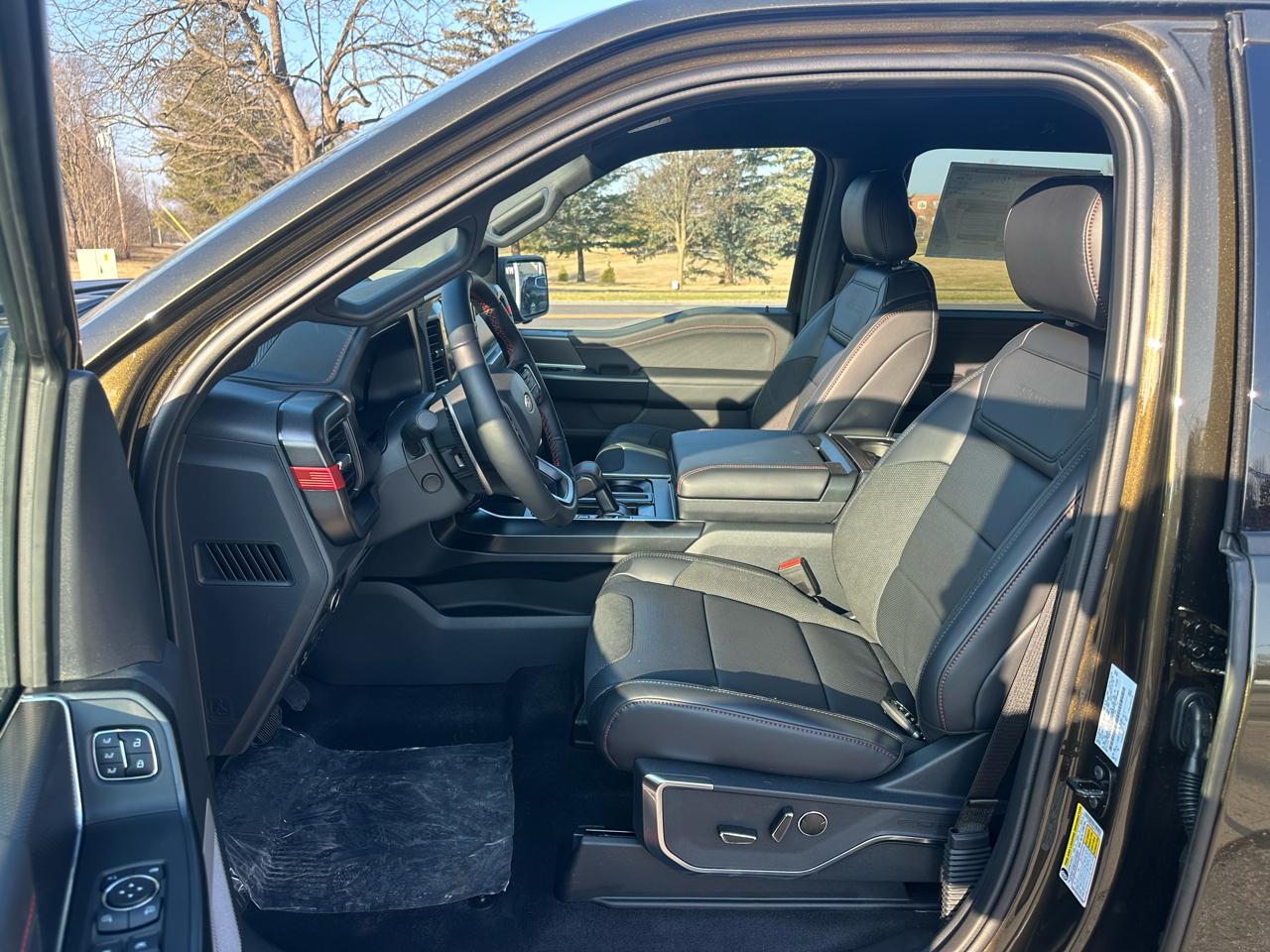 Ford F-150 Raptor SuperCrew 4WD 2026