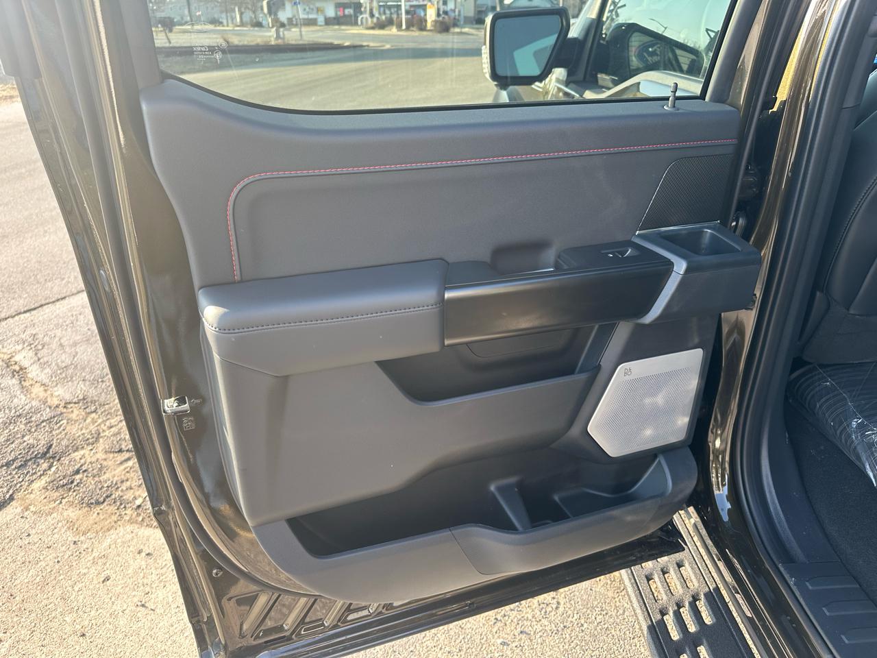 Ford F-150 Raptor SuperCrew 4WD 2026