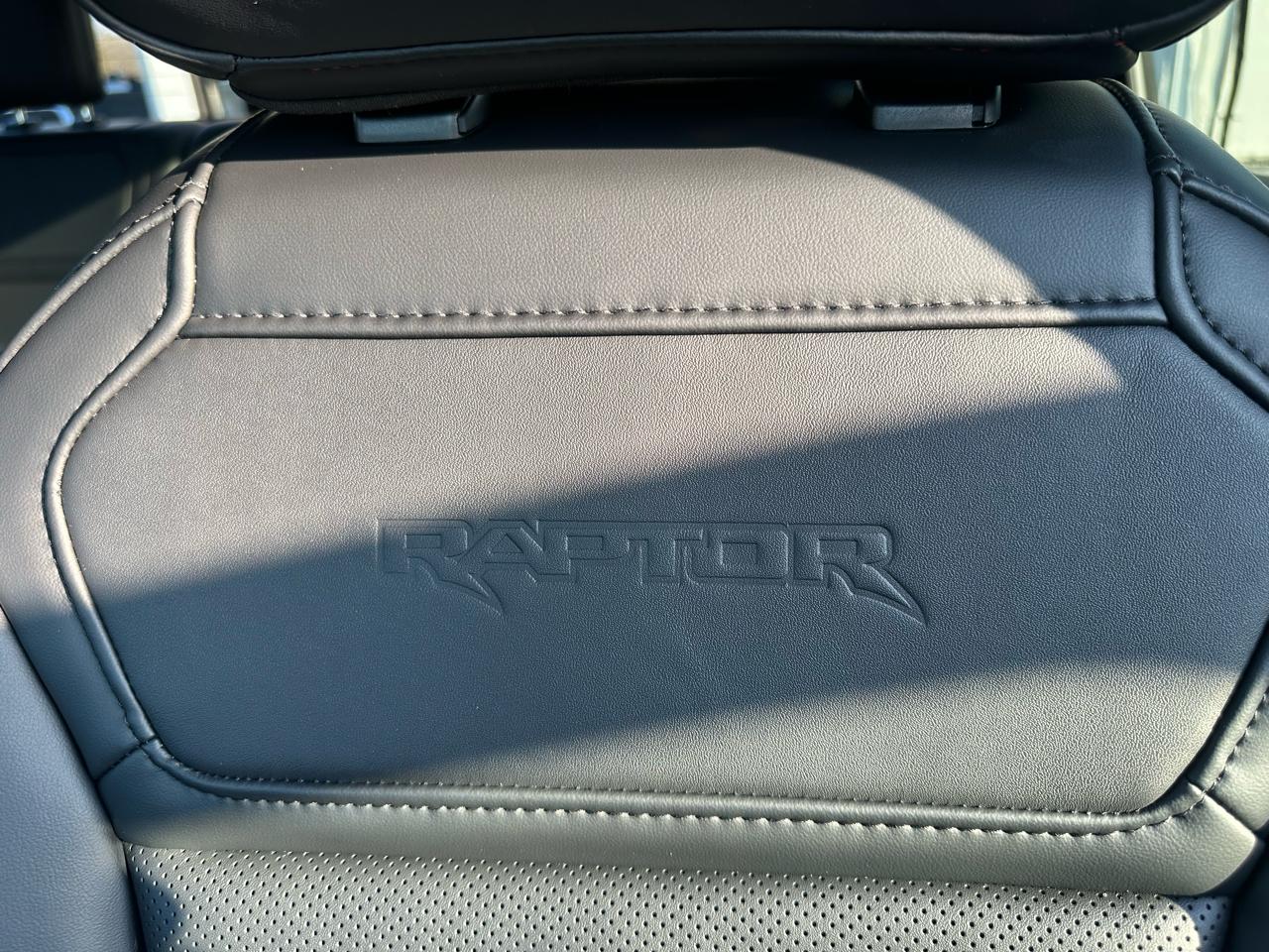 Ford F-150 Raptor SuperCrew 4WD 2026