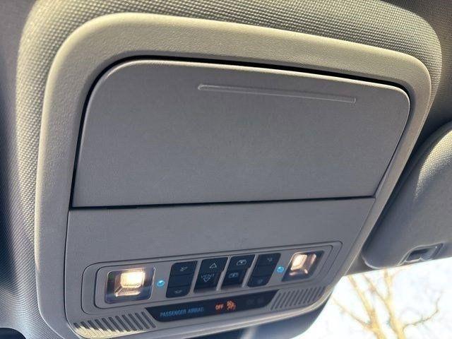 Ford Explorer XLT AWD 2022