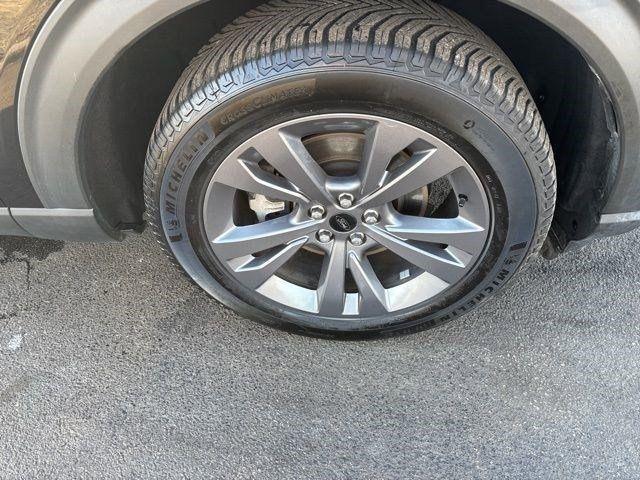 Ford Explorer XLT AWD 2022