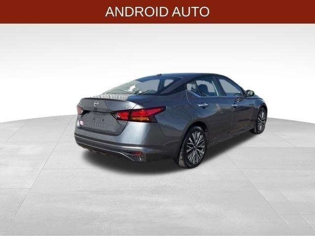 Nissan Altima 2.5 SV 2024