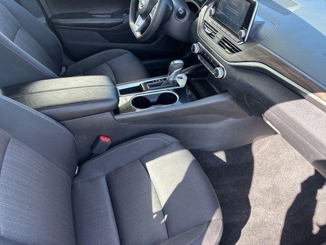 Nissan Altima 2.5 SV 2024