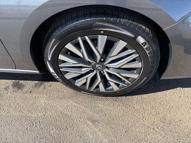 Nissan Altima 2.5 SV 2024