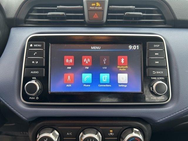 Nissan Versa SV 2023