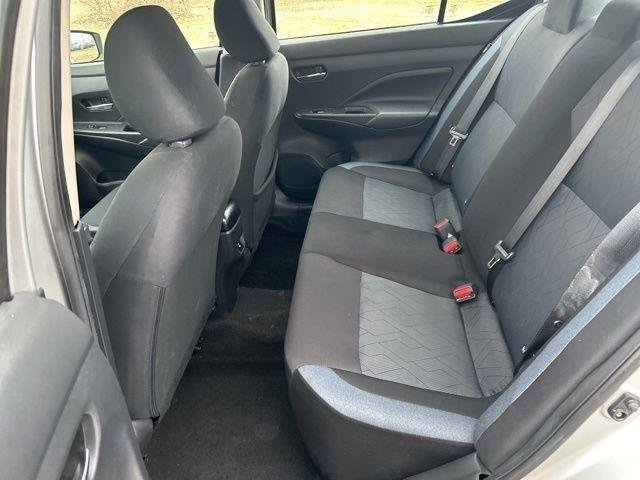 Nissan Versa SV 2023