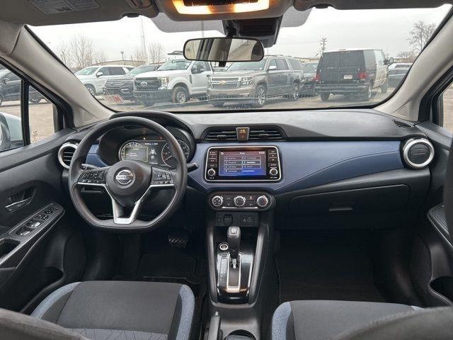 Nissan Versa SV 2023