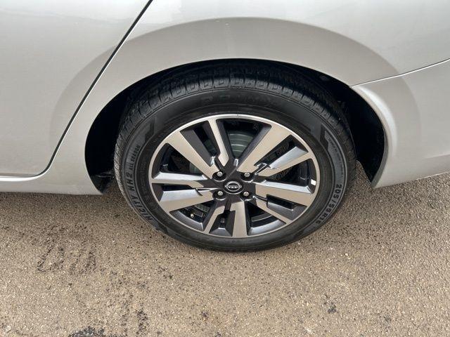 Nissan Versa SV 2023