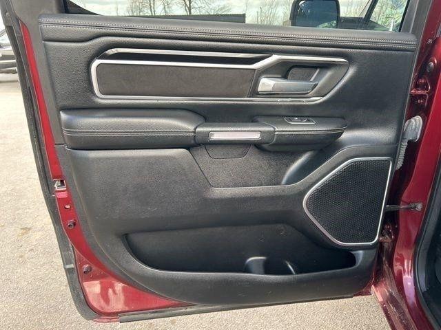 RAM 1500 Laramie Crew Cab SWB 4WD 2021