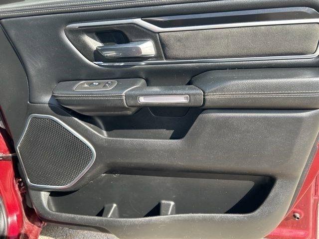 RAM 1500 Laramie Crew Cab SWB 4WD 2021