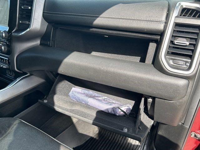 RAM 1500 Laramie Crew Cab SWB 4WD 2021