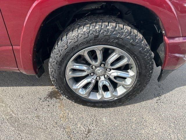 RAM 1500 Laramie Crew Cab SWB 4WD 2021