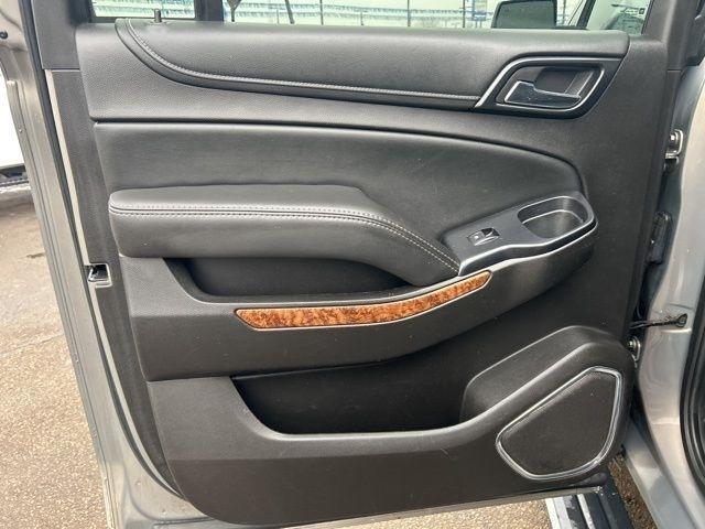 Chevrolet Suburban Premier 4WD 2017