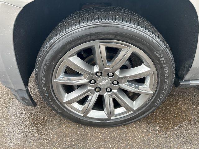 Chevrolet Suburban Premier 4WD 2017