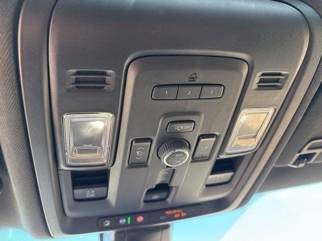 Chevrolet Tahoe Premier 4WD 2022