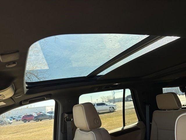 Chevrolet Tahoe Premier 4WD 2022