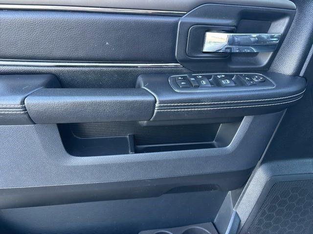 RAM 1500 Sport Crew Cab SWB 4WD 2017