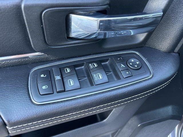 RAM 1500 Sport Crew Cab SWB 4WD 2017