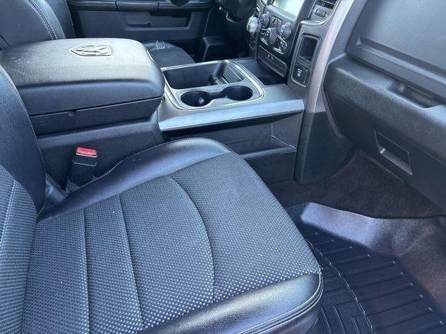 RAM 1500 Sport Crew Cab SWB 4WD 2017