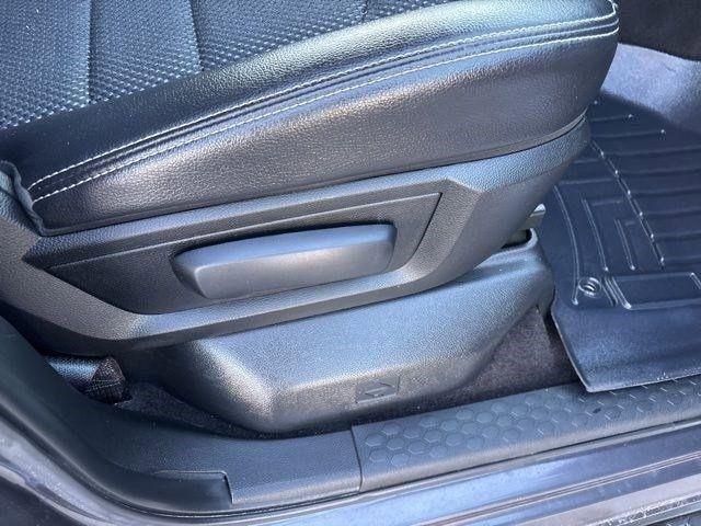 RAM 1500 Sport Crew Cab SWB 4WD 2017